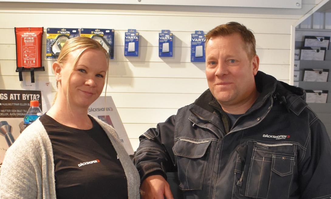 Sandra och Richard Hagström på Däckshopen i Strömstad